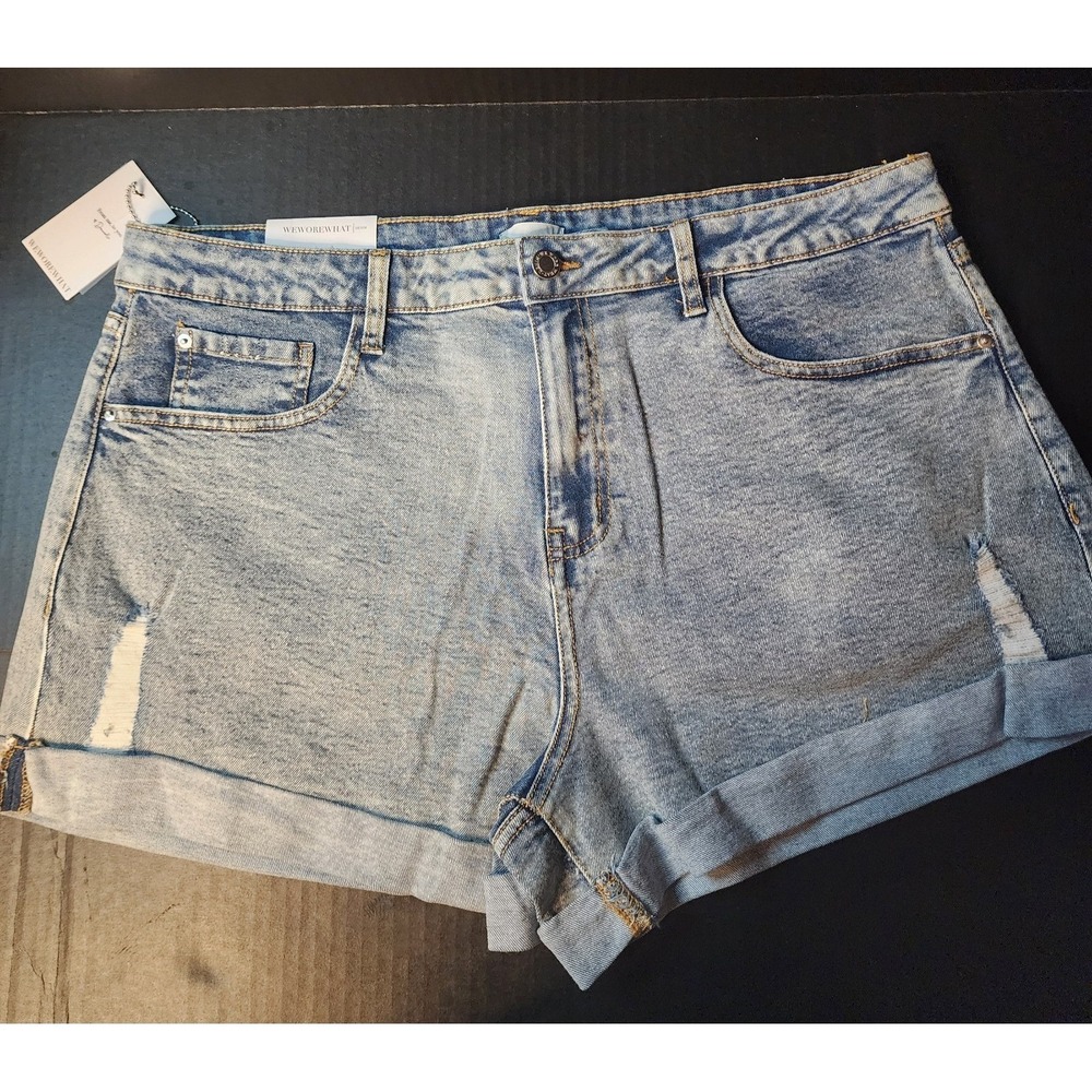 Weworewhat Womens Jean Shorts Stretch Light Denim Distressed SZ 32 (14) NWT C3